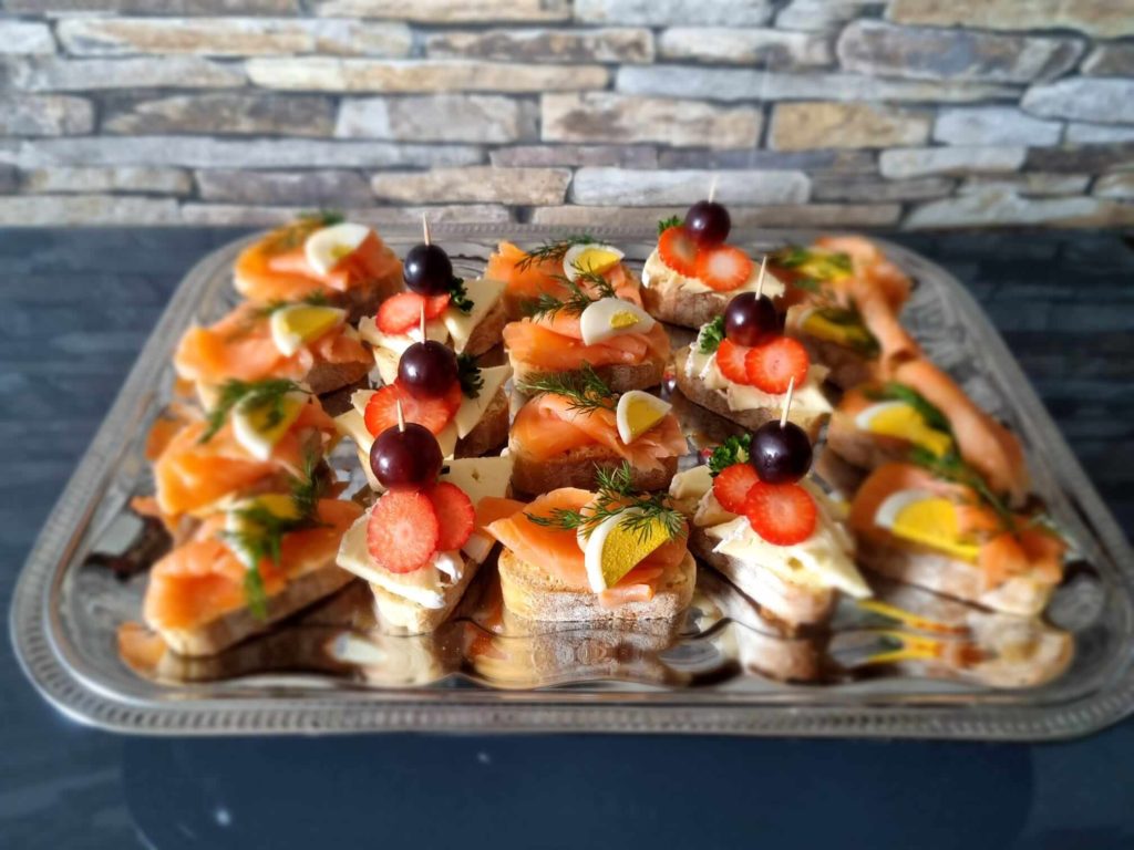 Feinste Wurstwaren auf der Grazing Table Eine Kulinarische Reise