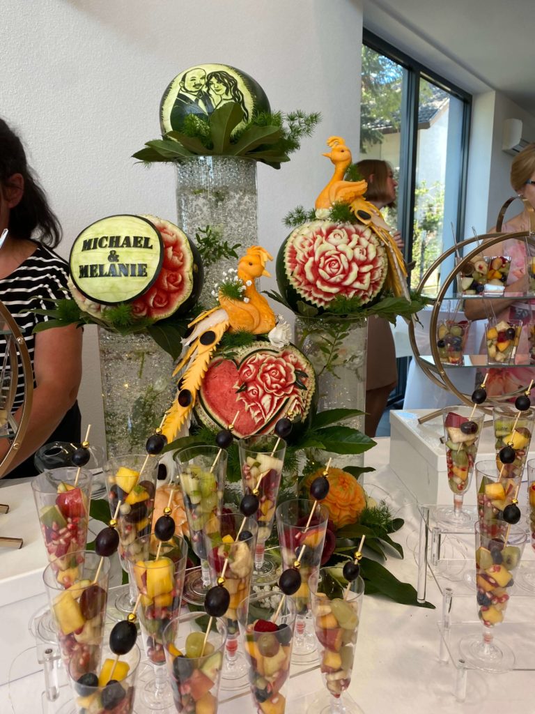Luxuriöse Obstarrangements für Ihre Feier